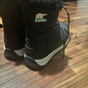 Sorel Black and White Winter Boots